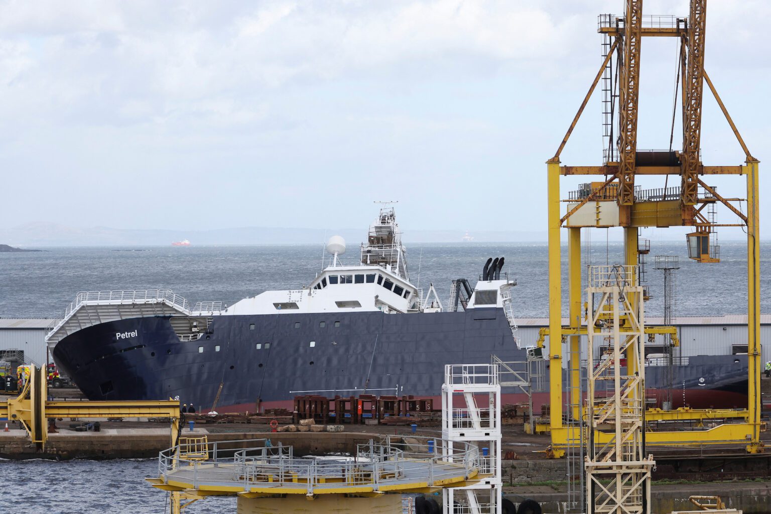 25 Injured as Research Vessel Tips Over in Dry Dock