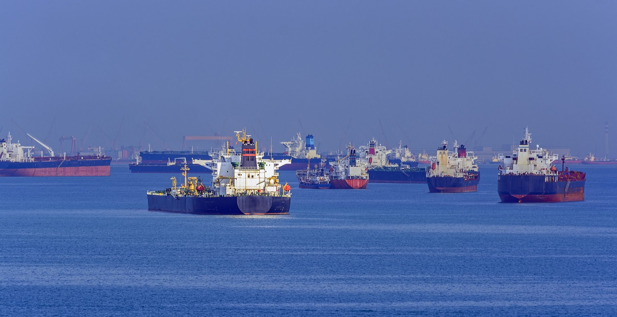 Falling Bunker Fuel Premiums in Singapore Reflect Slow Shipping Market