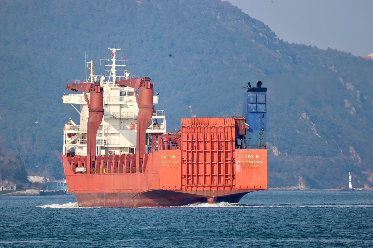Russian flagged Ro Ro ship Lady R transits Bosphorus in Istanbul, Turkey February 14, 2023. Photo :REUTERS/Yoruk Isik