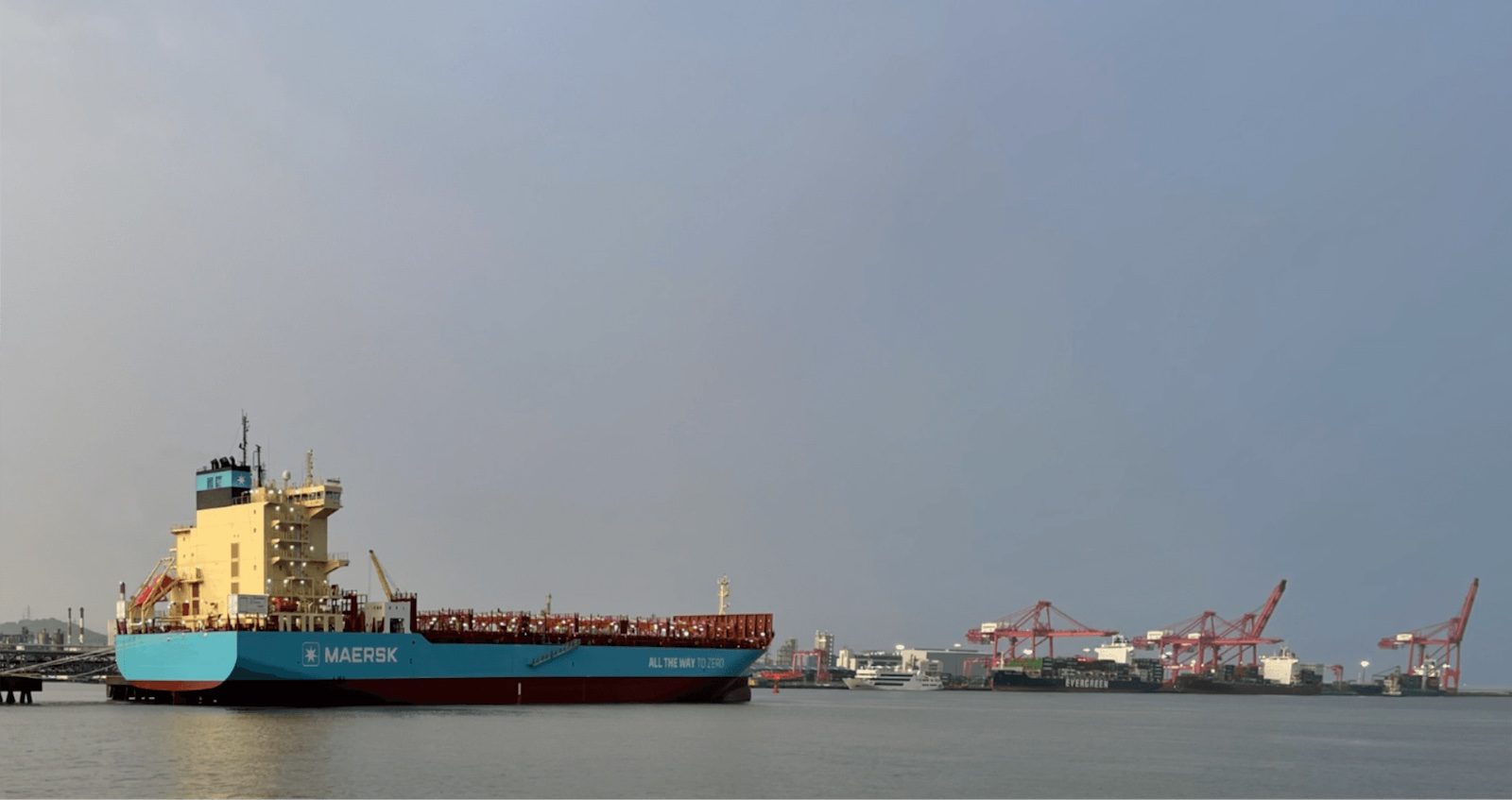 World’s First Methanol-Powered Containership Bunkers Green Methanol in Korea