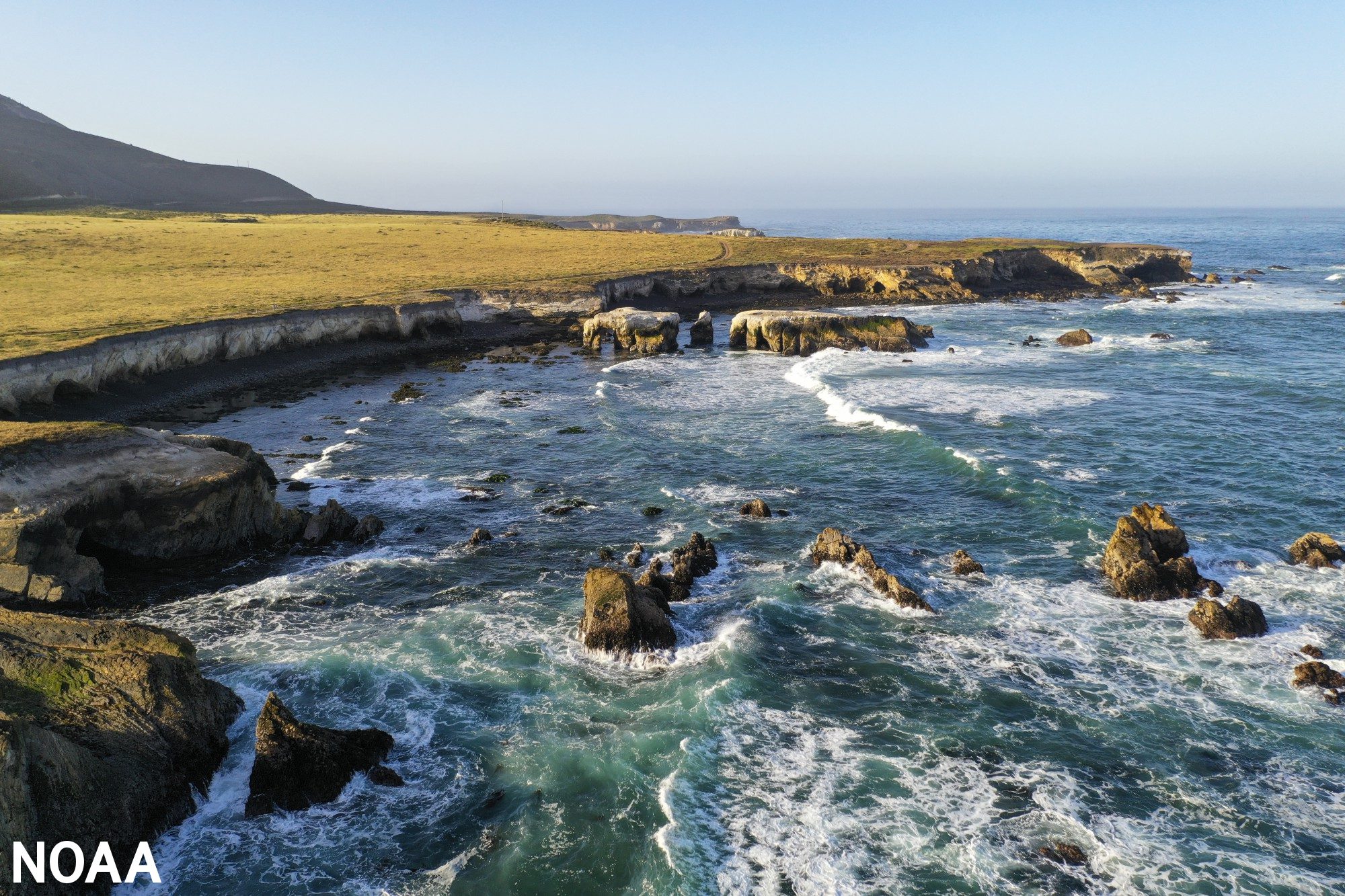 A view of the proposed Chumash Heritage National Marine Sanctuary near Montana de Oro State Park in San Luis Obispo County, California. (Image credit: Robert Schwemmer/NOA