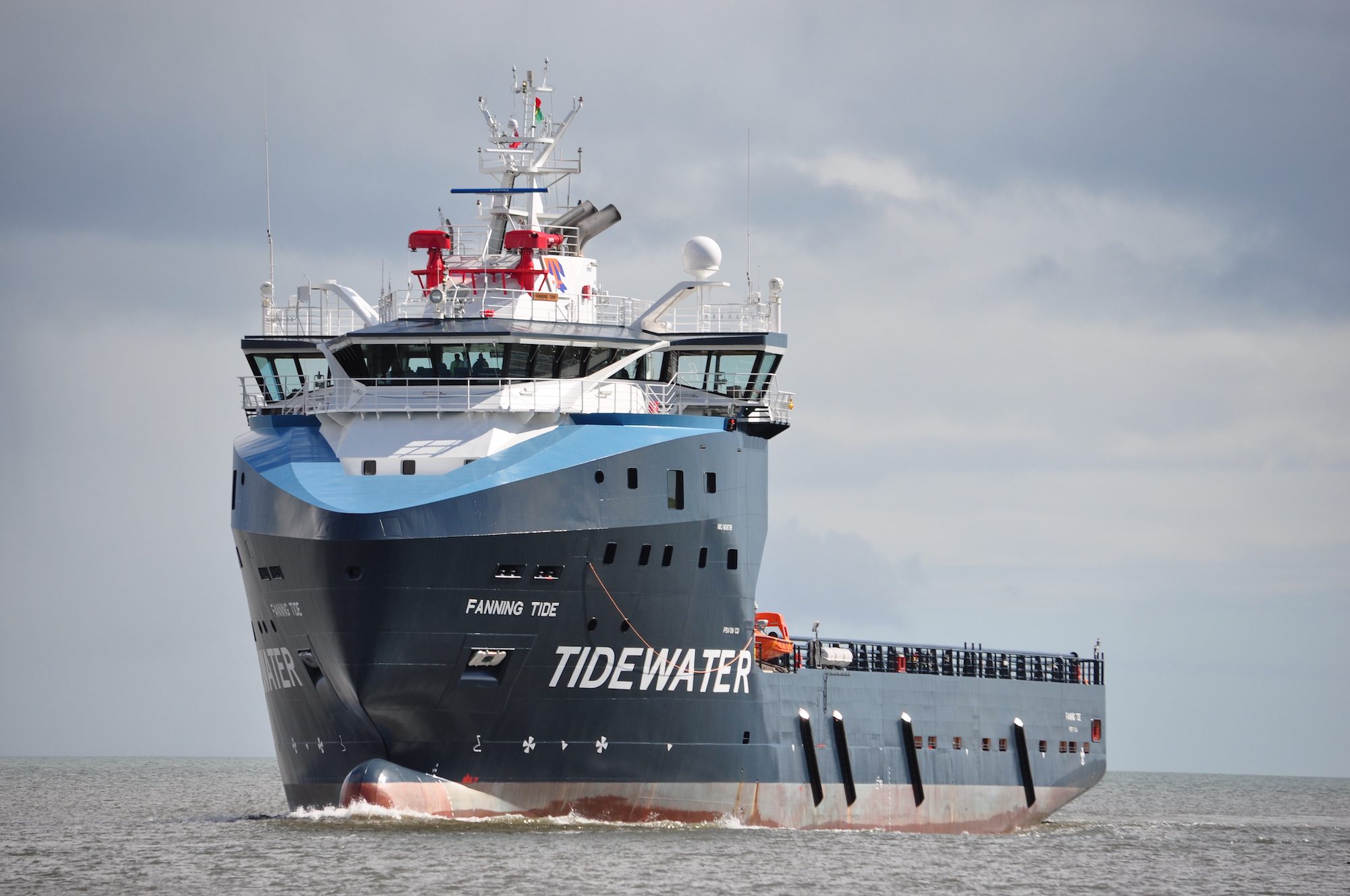 Tidewater offshore vessel at sea