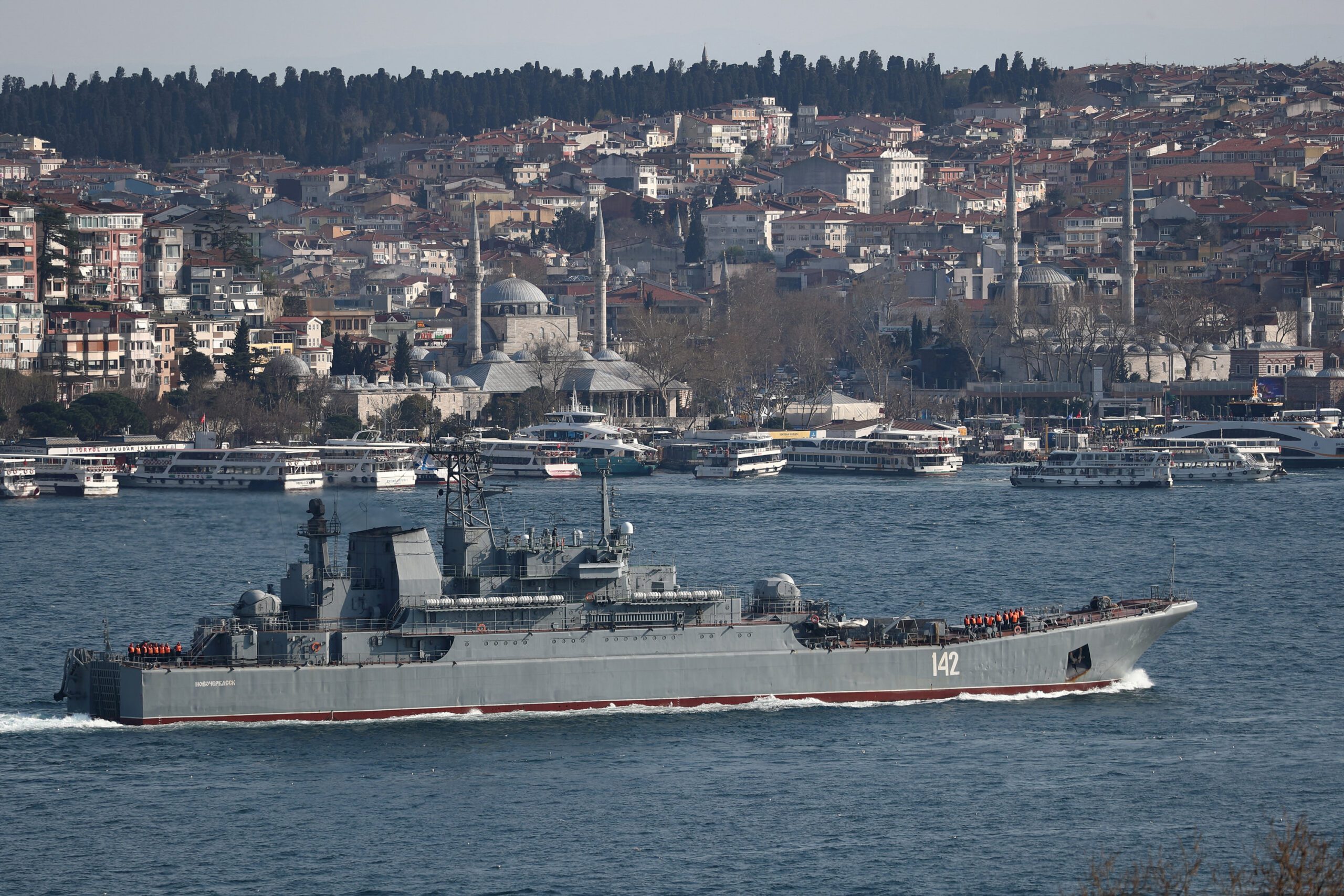 Photo of a large Russian landing ship underway
