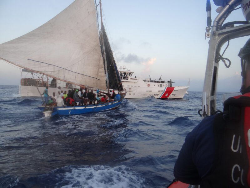 USCGC Campbell stops a sailboat transporting migrants