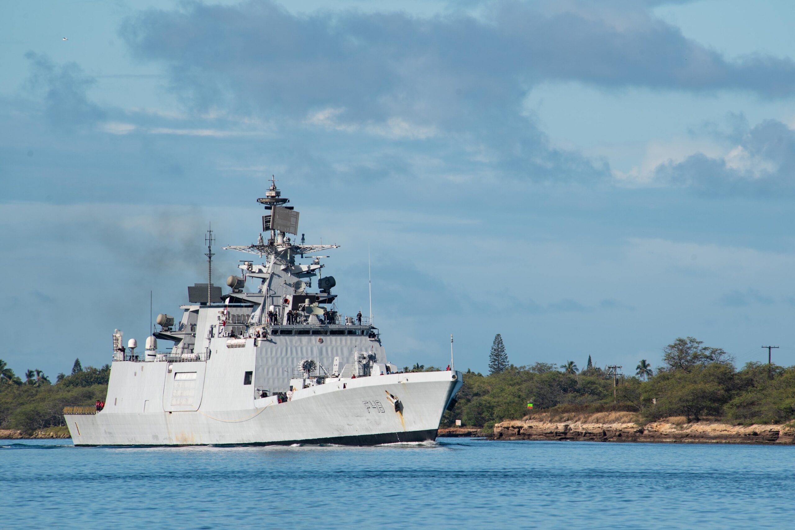 Indian Navy Frigate underway leaving Pearl Harbor
