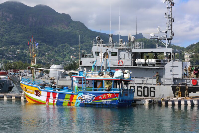 Lorenzo Putha 4 in Seychelles alongside the Seychelles Defense Forces’ (SDF) vessel, the Topaz. Photo courtesy Vel Moonien