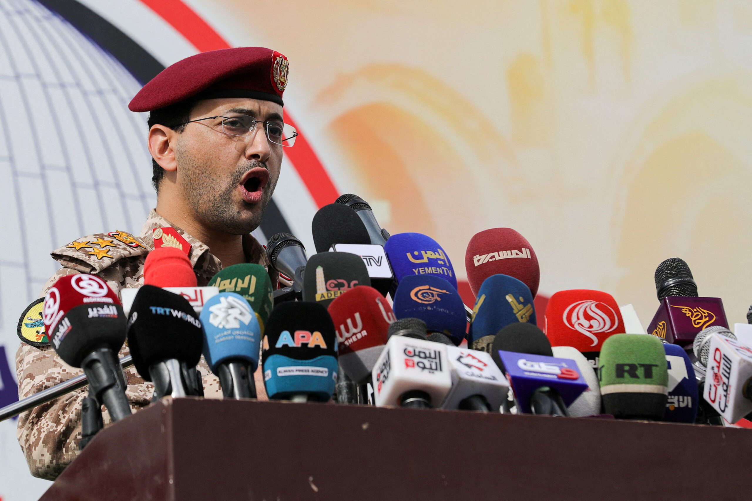 Yahya Sarea, the Houthi military spokesperson delivers a statement, during a rally to show continued support to the Palestinians in the Gaza Strip, on the first Friday of the fasting month of Ramadan, in Sanaa, Yemen, March 15, 2024. REUTERS/Khaled Abdullah