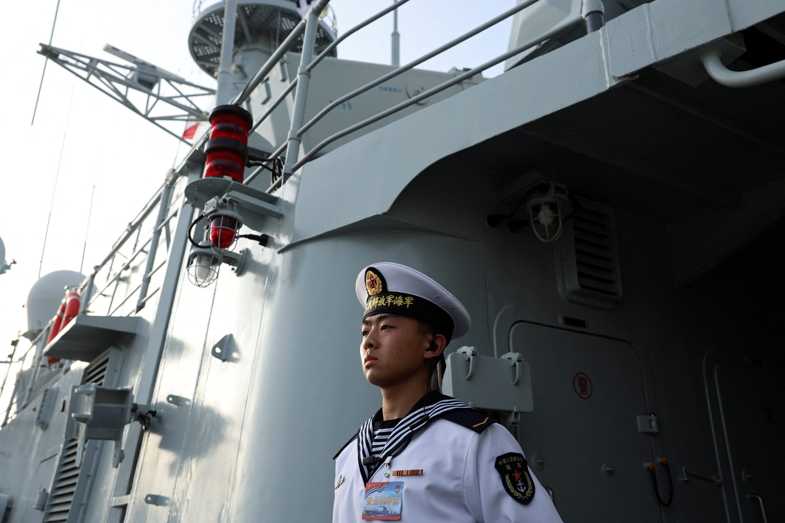 Chinese Warships Sail Off Coast of Sydney, Testing Australia