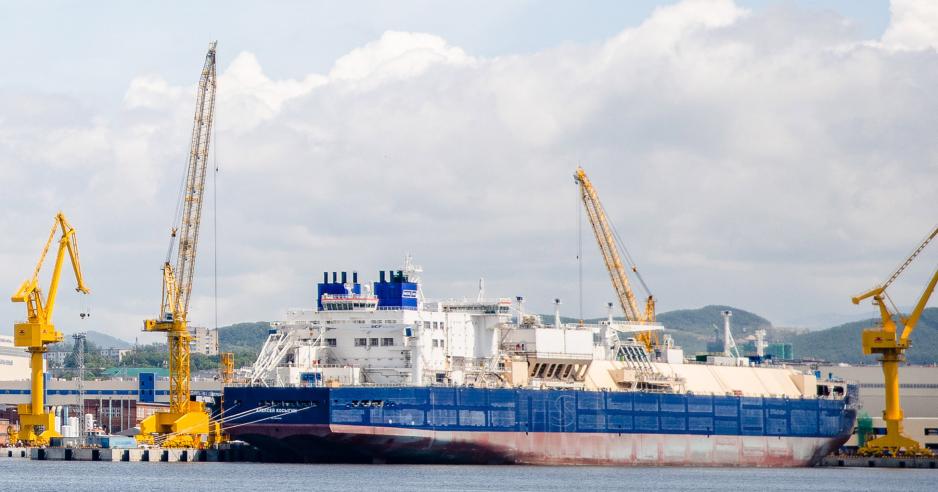 Sanctioned ice-capable LNG carrier Alexey Kosygin at the Zvezda shipyard. (Source: Zvezda)