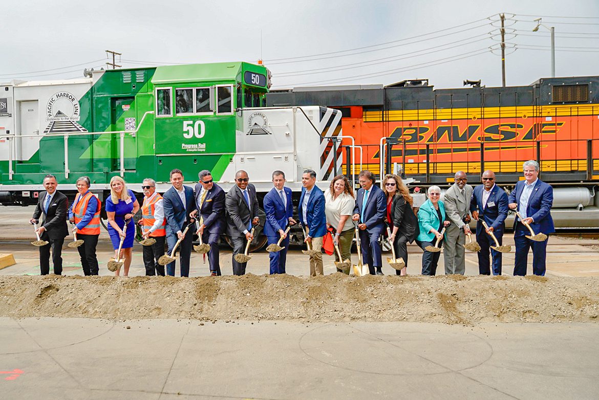 Federal, state, city and Port of Long Beach officials celebrated the groundbreaking for America’s Green Gateway – the Pier B On-Dock Rail Support Facility