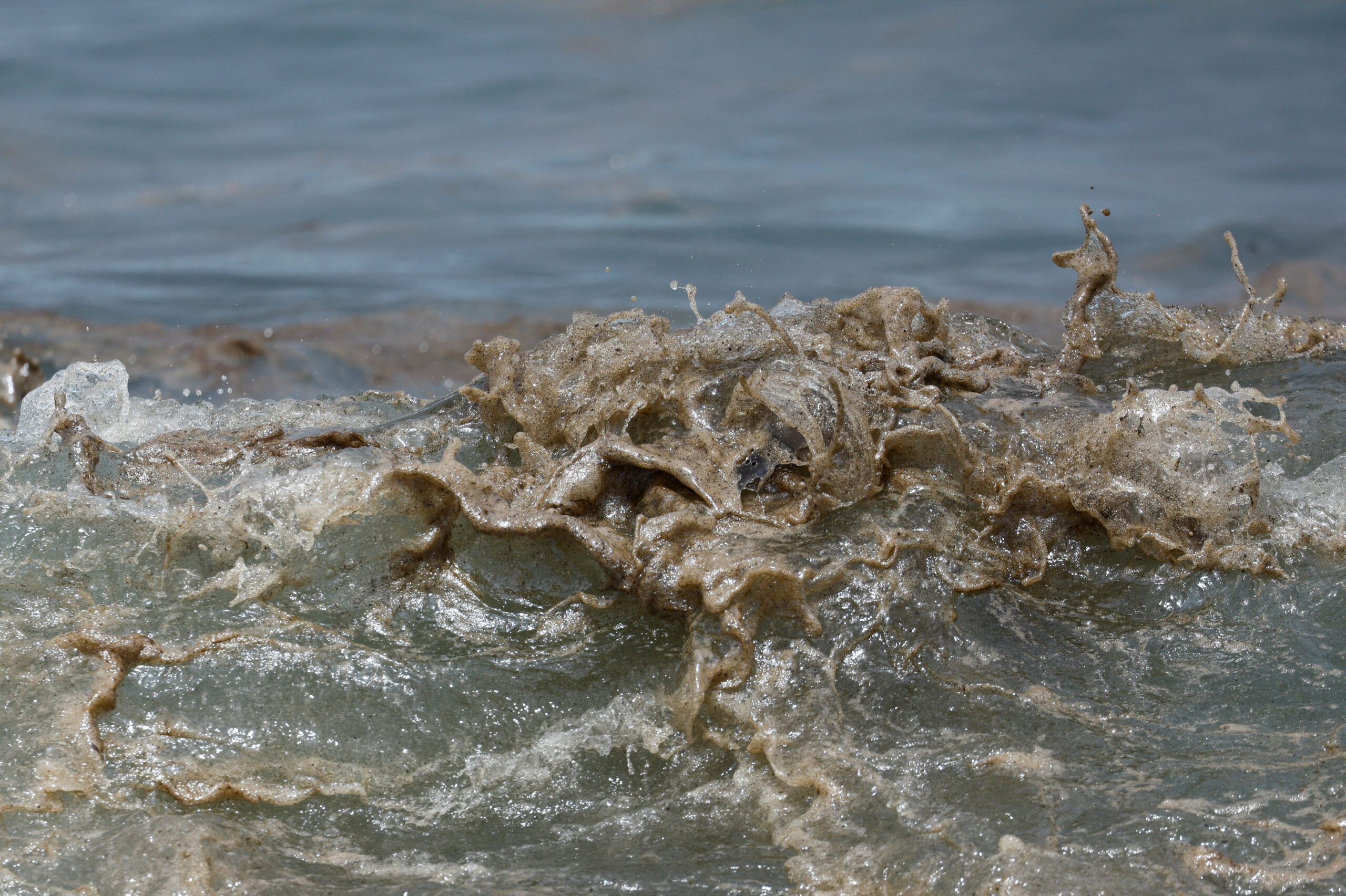 Bunker Spill Shuts Several Beaches in Spain’s Gran Canaria