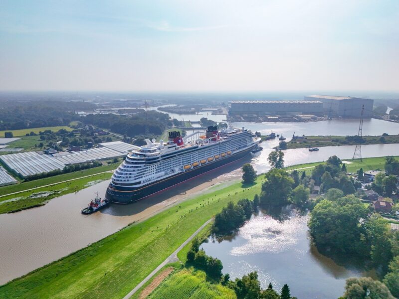 Disney Treasure departs Meyer Werft on its River Ems conveyance. Photo courtesy Meyer Werft 