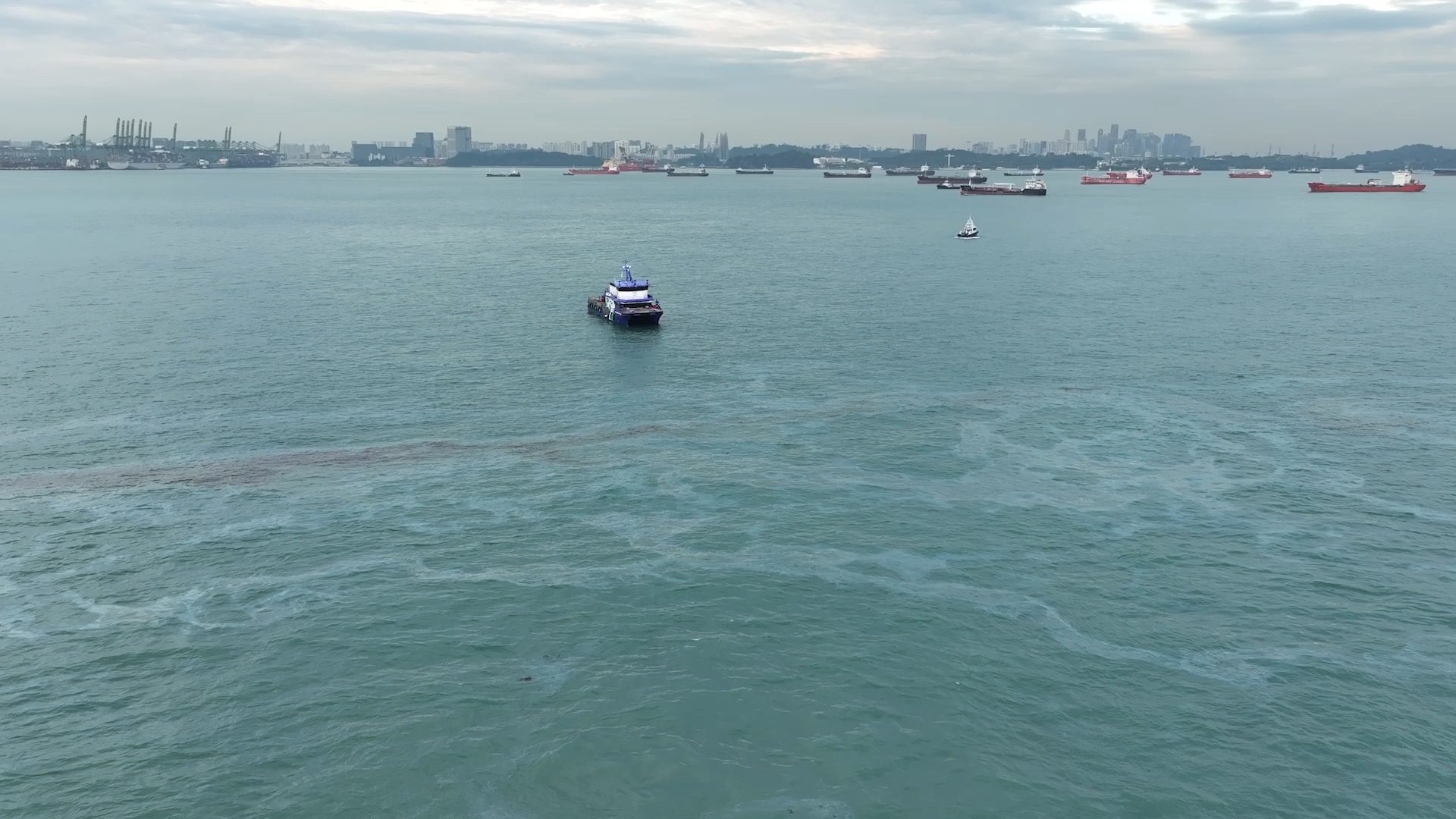 Singapore oil spill