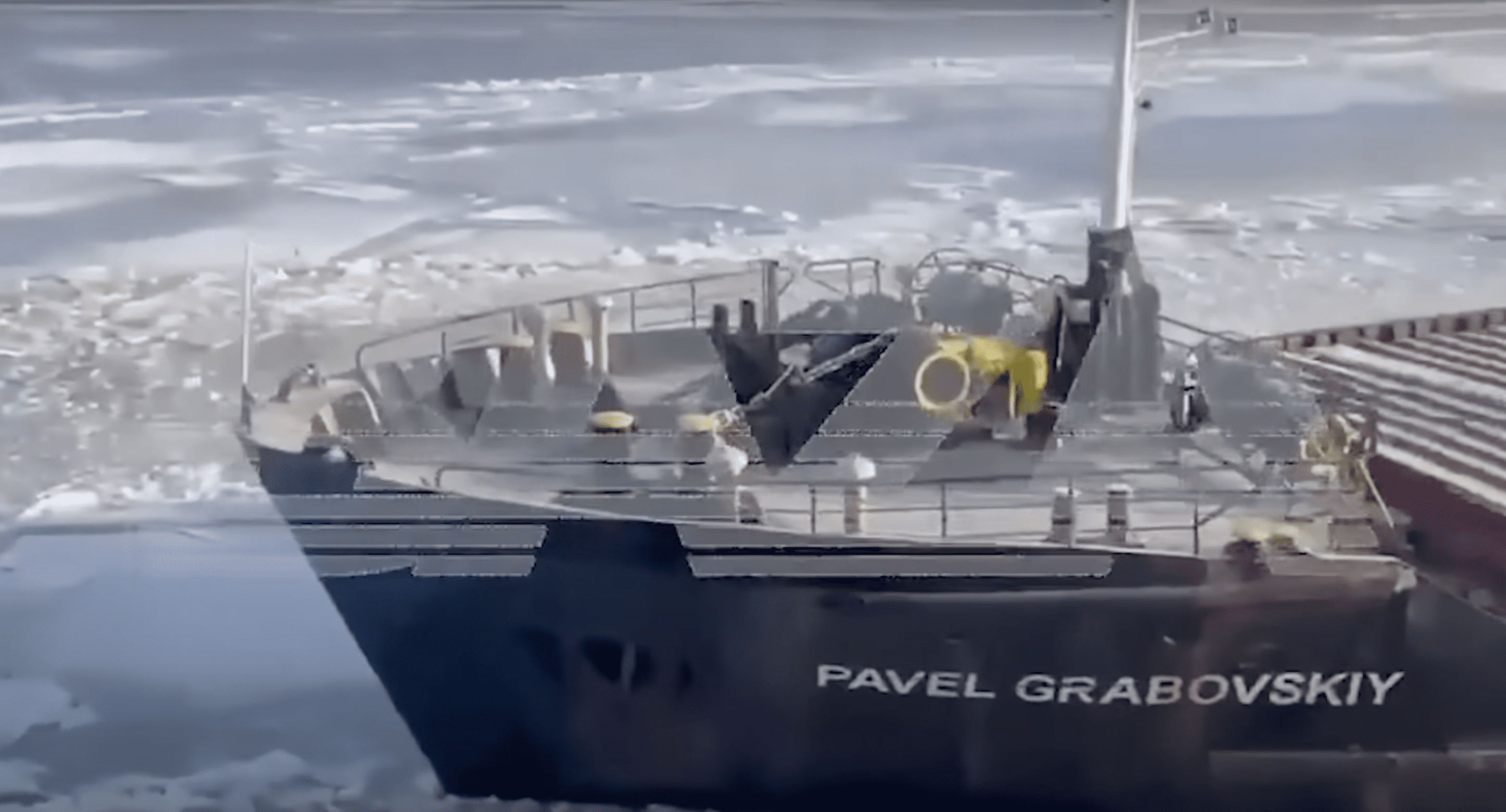 Russian Cargo Ship Suffers Hull Breach in Sea of Azov, Awaiting Icebreaker Rescue