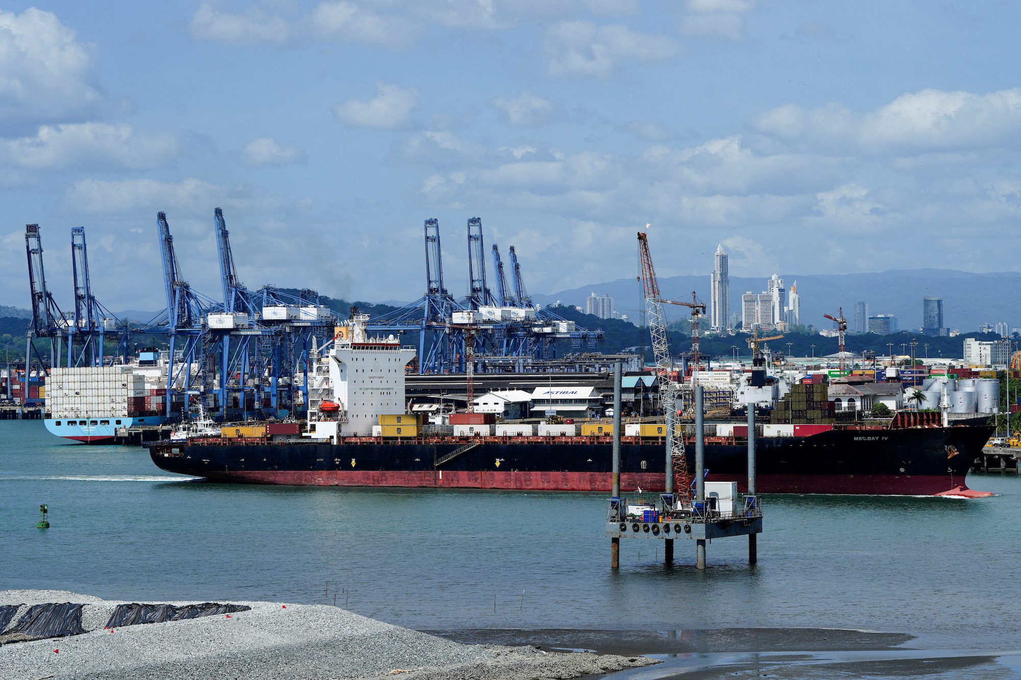 FILE PHOTO: A ship sails near the Balboa Port after Hong Kong's CK Hutchison Holdings Ltd 0001.HK agreed to sell its interests in a key Panama Canal port operator to a BlackRock Inc-backed consortium, amid pressure from U.S. President Donald Trump to curb China's influence in the region, Panama City