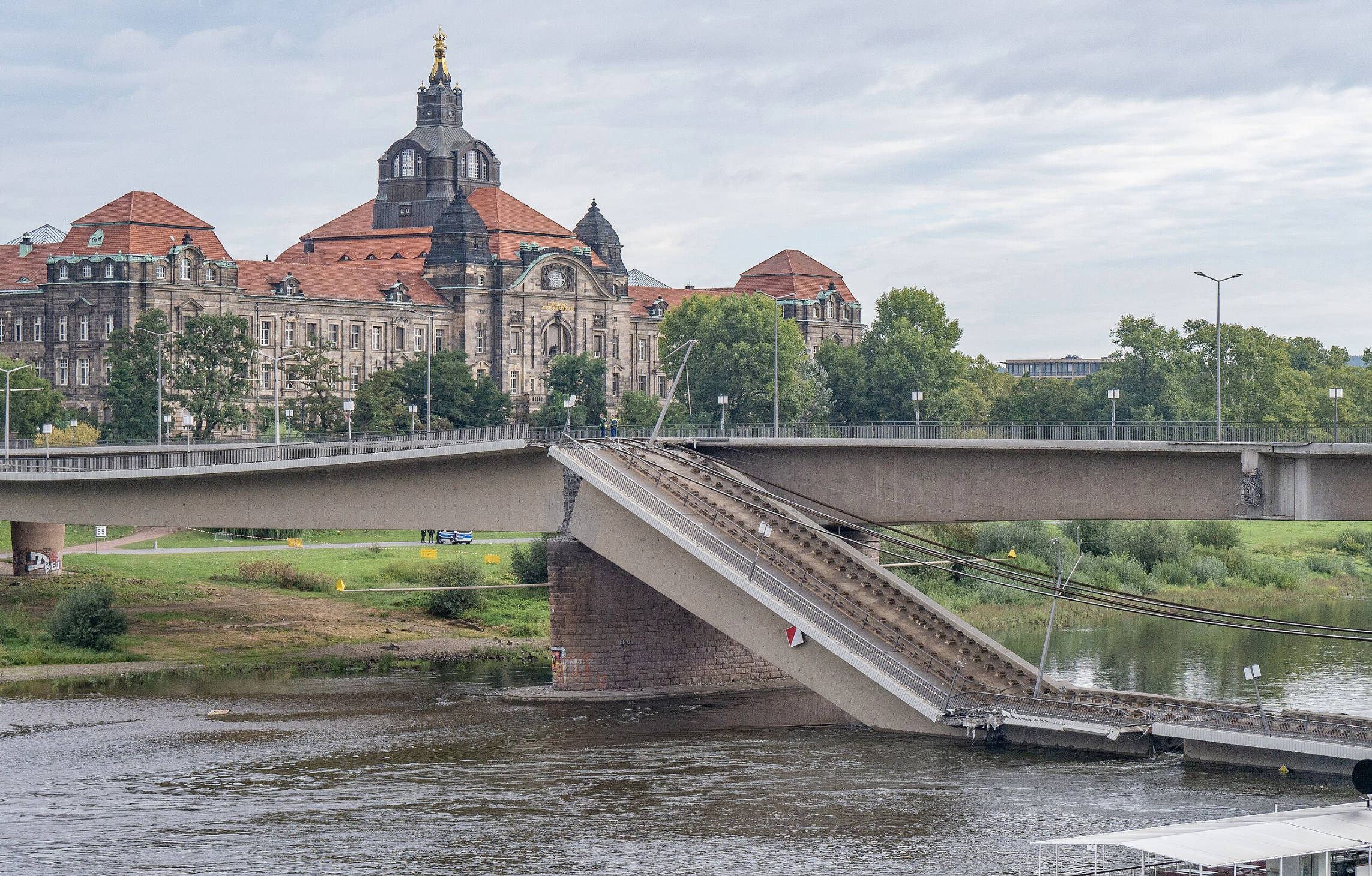 More Sections of Germany’s Carola Bridge in Dresden Collapse, Halting  Shipping Across Elbe River