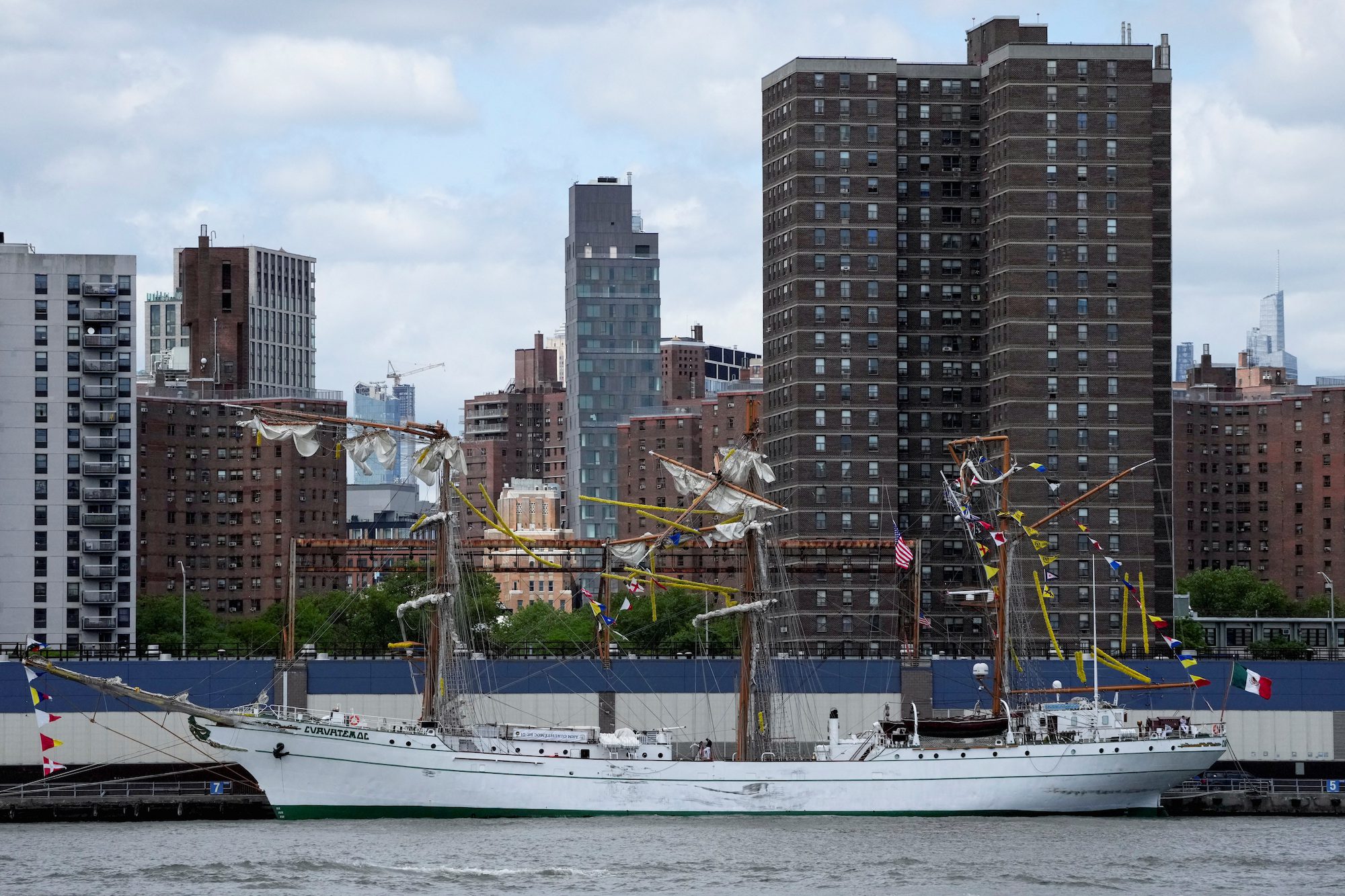 NTSB Investigates Fatal Mexican Tall Ship Allision with Brooklyn Bridge