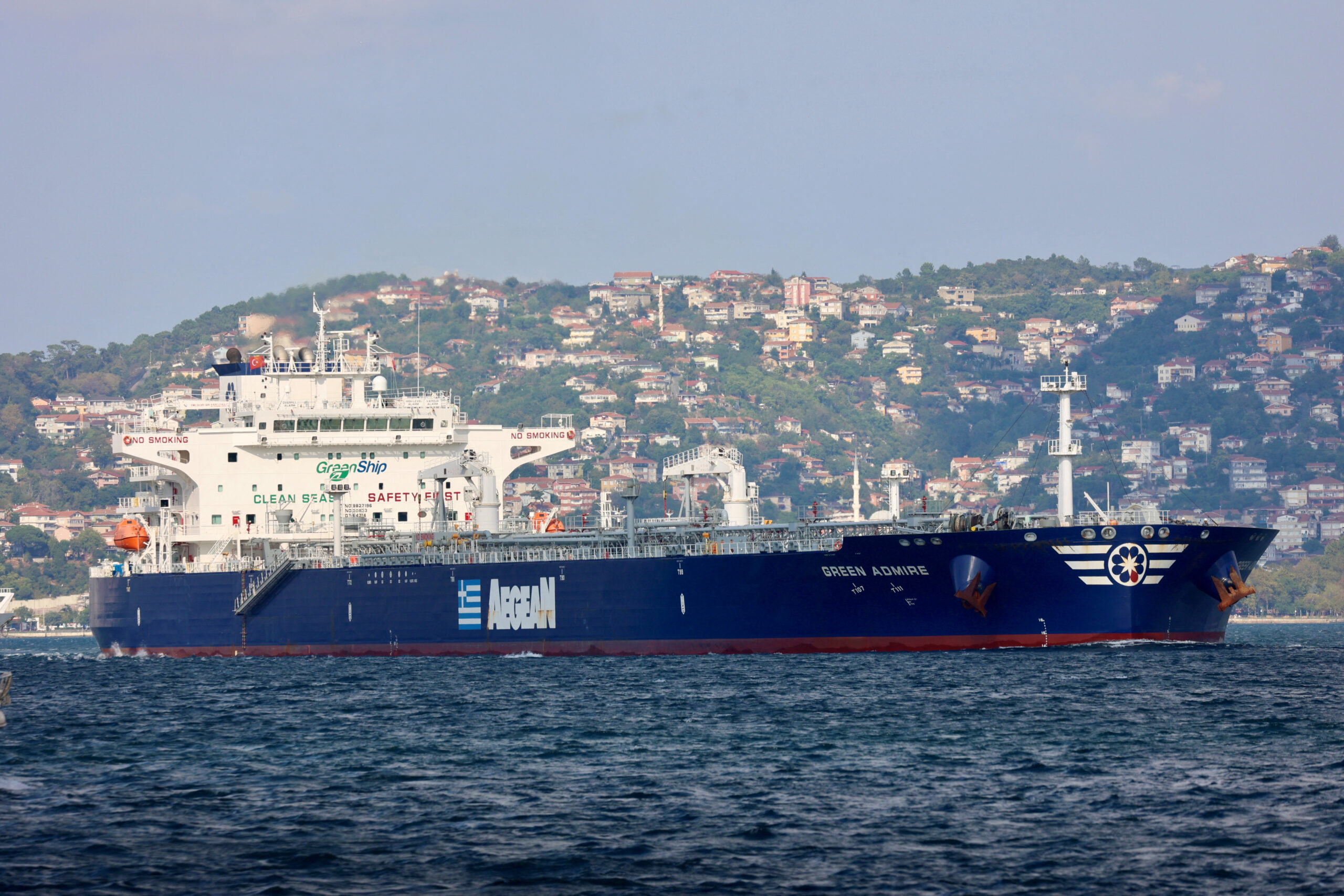 Liberia-flagged crude oil tanker Green Admire transits Istanbul's Bosphorus