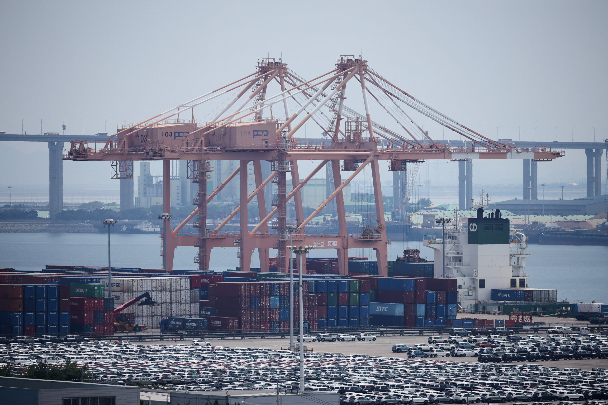 $150B ‘Make America Shipbuilding Great Again’ Pact Helps Seal US-Korea Trade Agreement