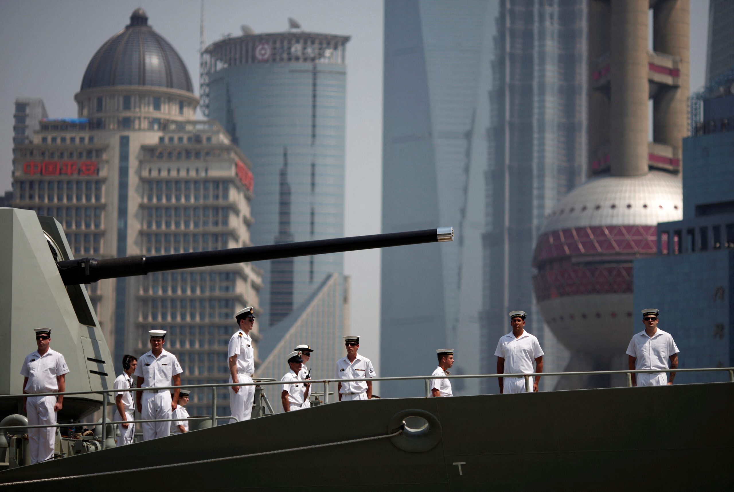 Japan’s Defense Ambitions Boosted by Australia Navy Frigate Deal