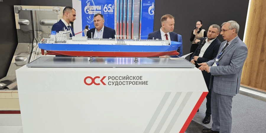 Russia Unveils Plans for First Domestically-Built LNG Carrier to Overcome Sanctions
