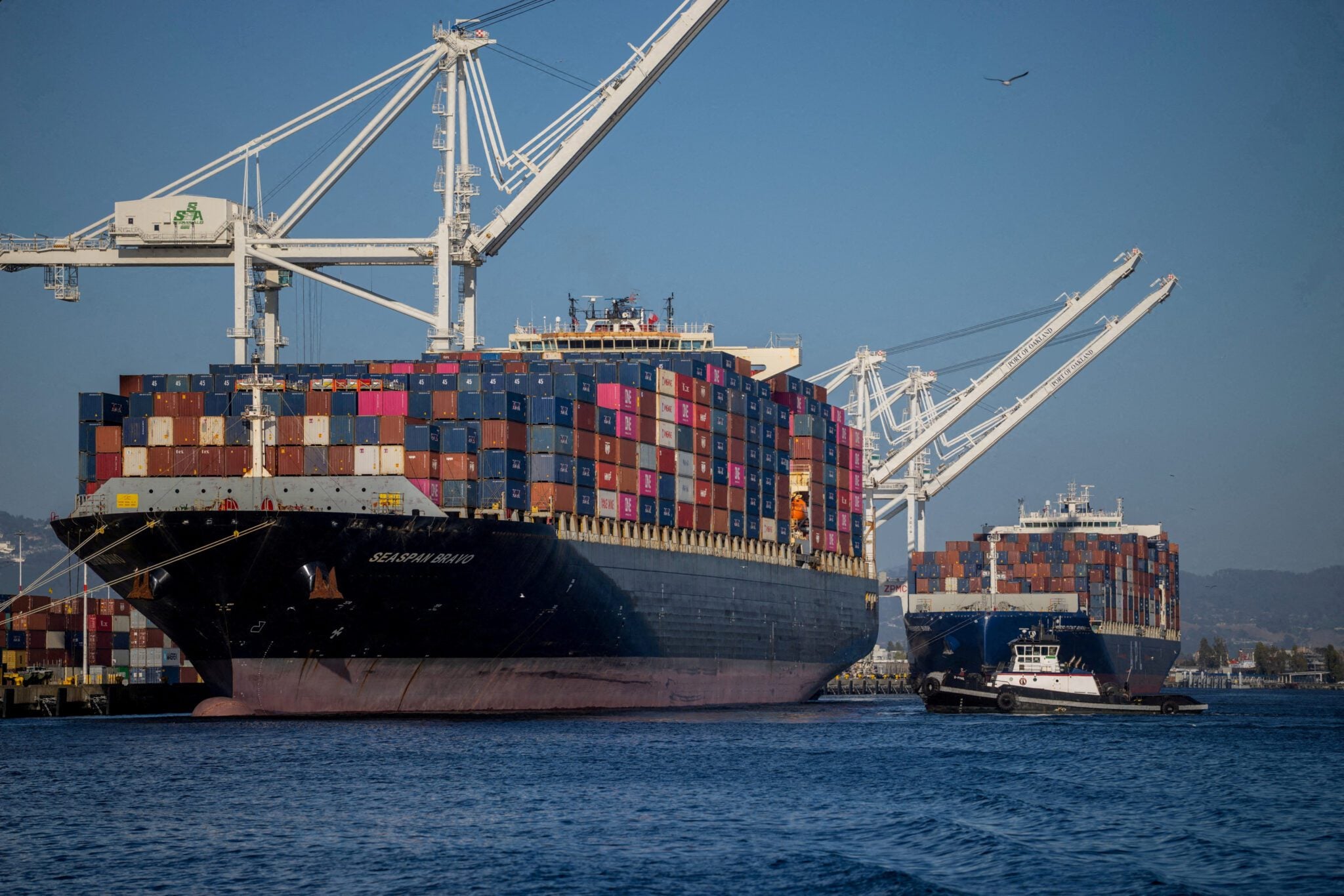 Container Shipping Rates Extend Gains as Year-End Demand Surges