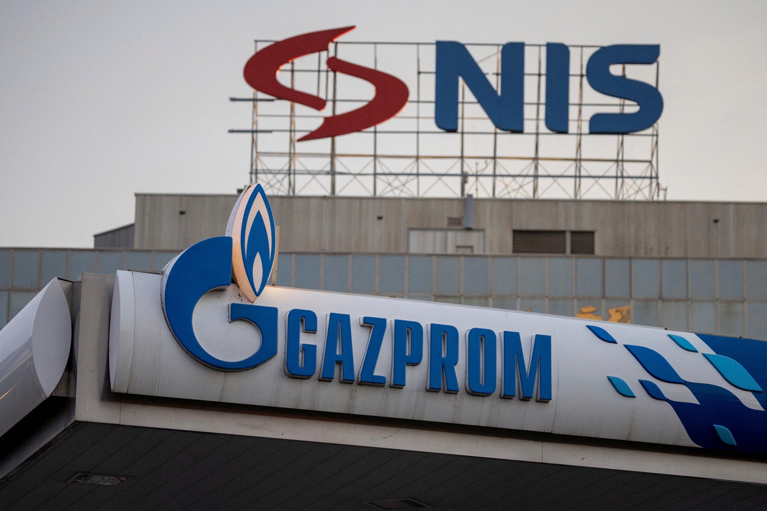Serbia’s US-Sanctioned Oil Firm NIS Gets Three Months To Find Buyer