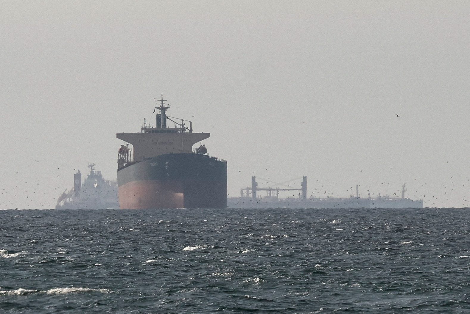 Lured by Profits, Some Shipowners Brave Mines and Missiles to Sneak Oil Past Iran