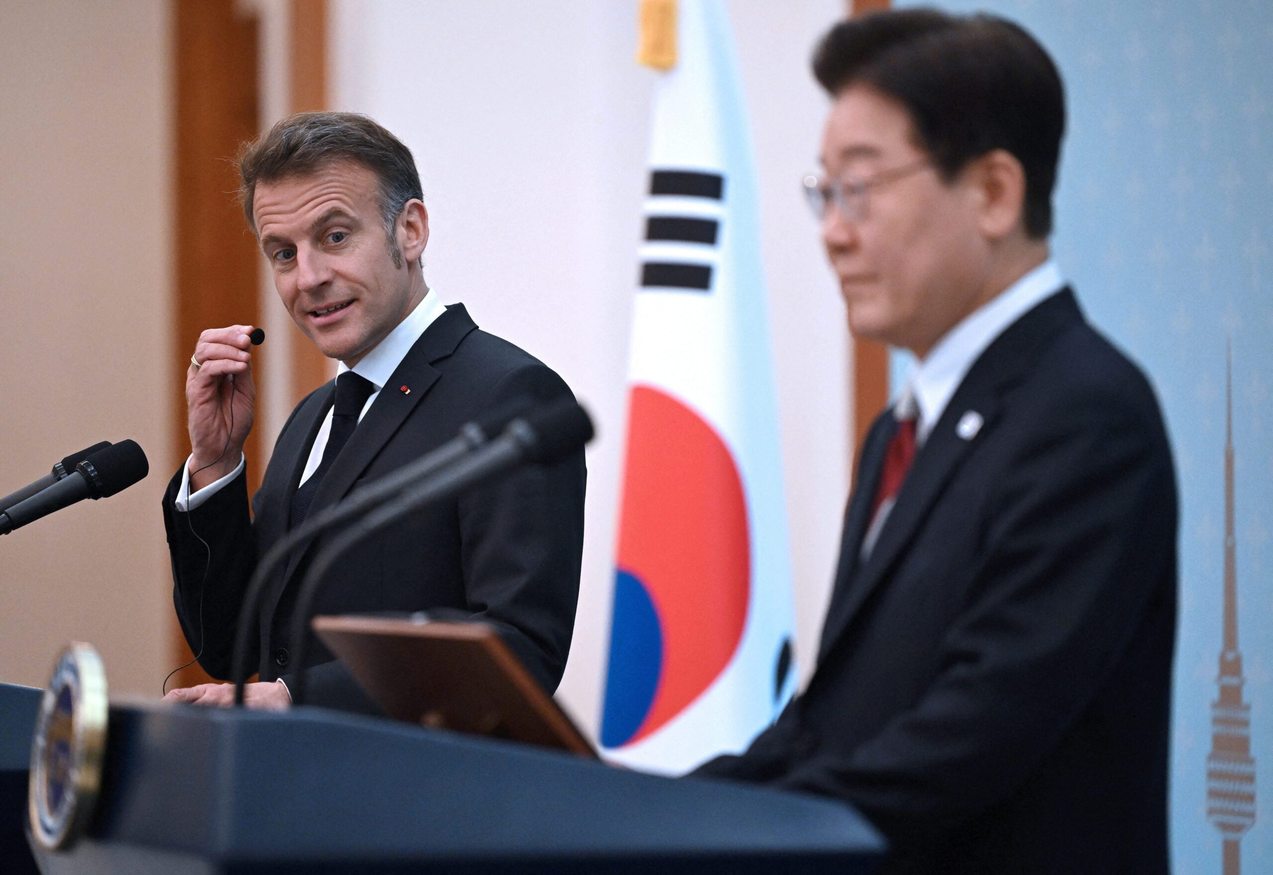 South Korea, France Agree to Deepen Defense Cooperation Amid Middle East Conflict