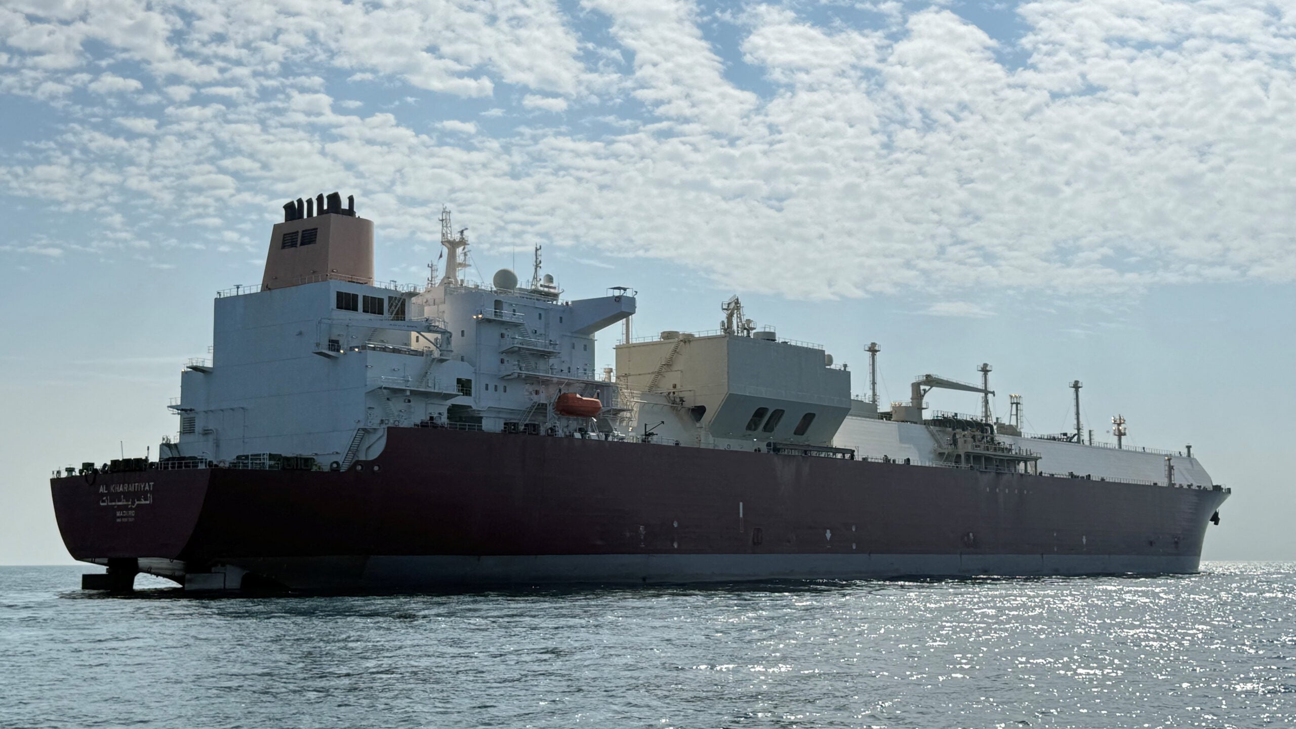 Second Qatari LNG tanker Heads Through Hormuz to Pakistan as Iran War Continues, Data Shows