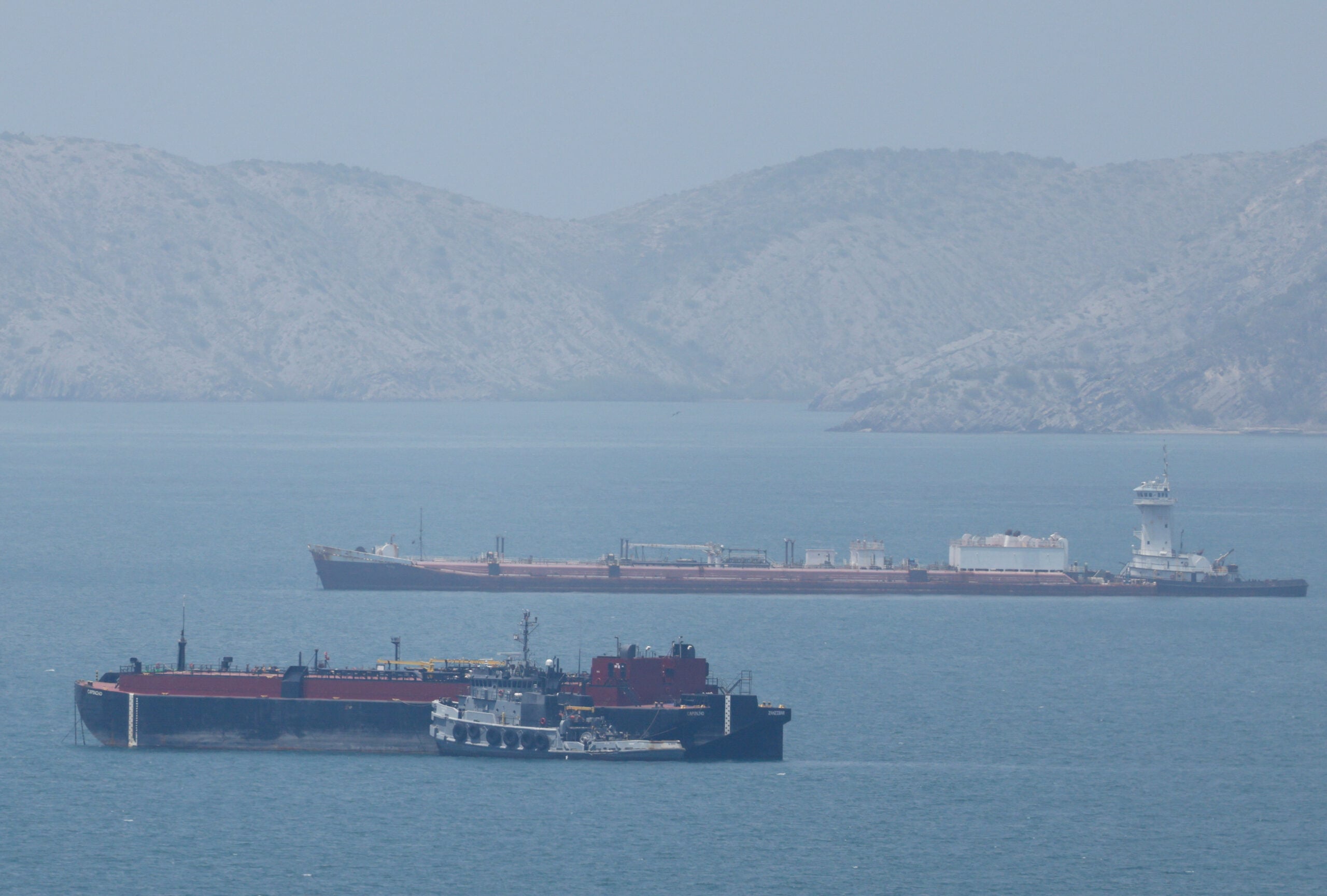 Tankers Stack Up as Venezuela Sells Oil Faster Than Its Ports Can Handle