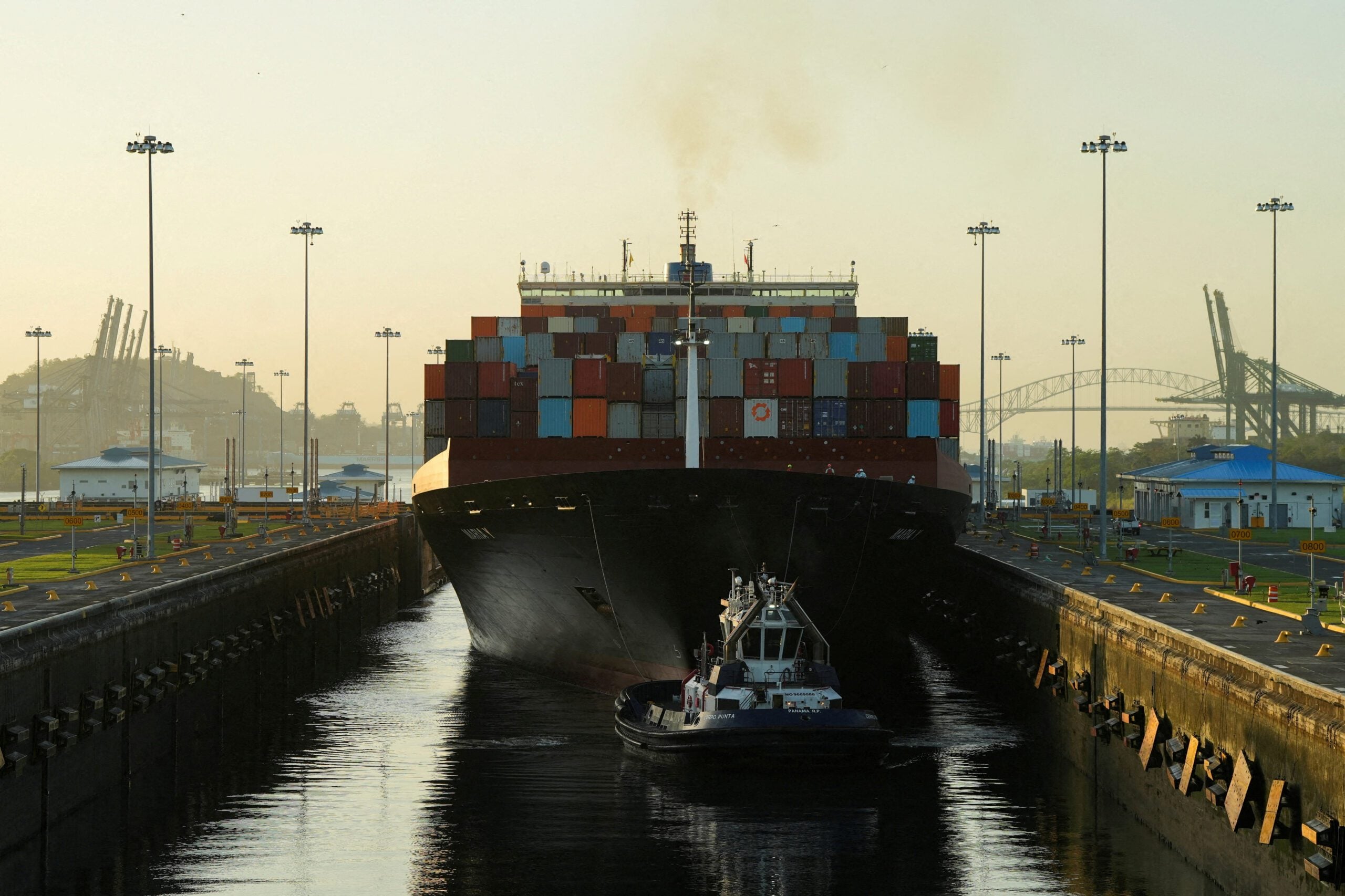 Panama Canal to cap daily transits, anticipating severe El Niño