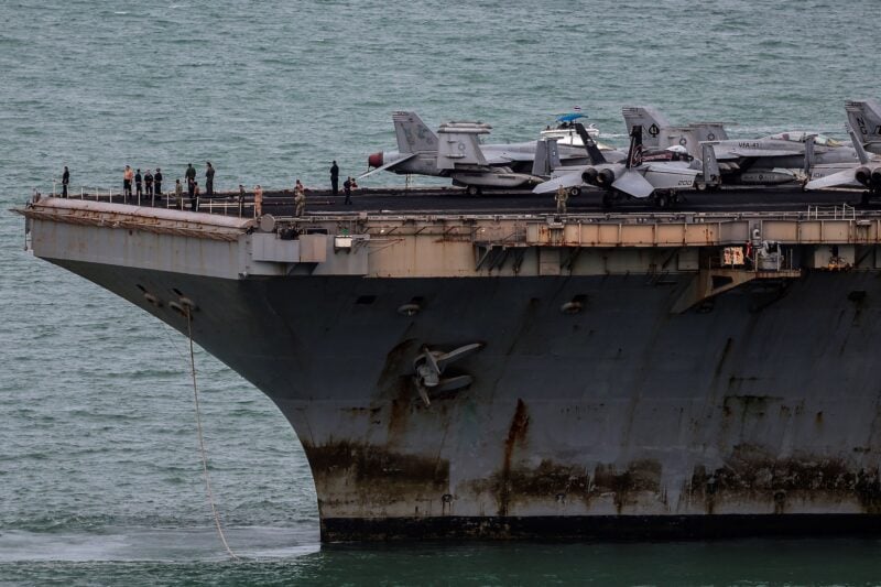 The bow of the the U.S. Navy Nimitz-class aircraft carrier USS Abraham Lincoln sails toward Laem Chabang Port before docking 