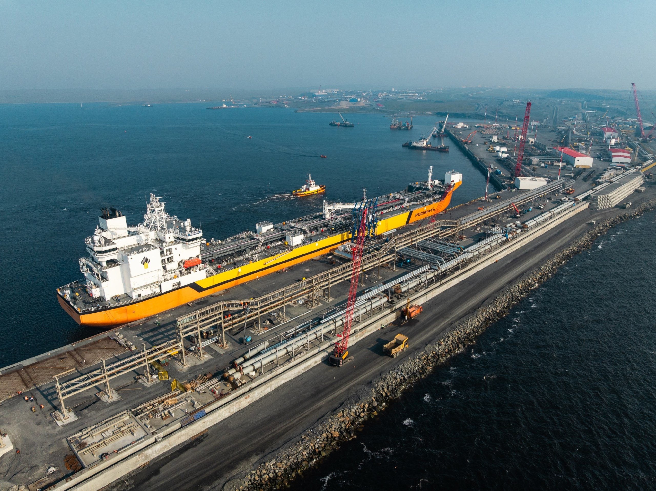 Russia Launches Massive Vostok Oil Project, Marking New Arctic Shipping Era